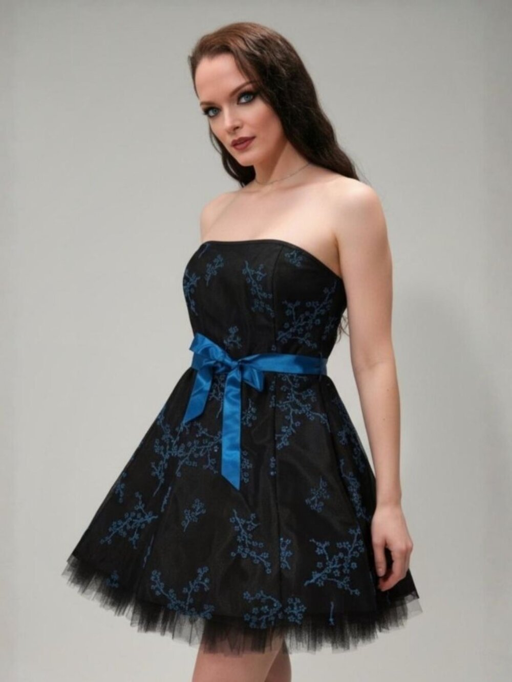 Jessica McClintock ✦ Embroidered Mini Dress ✦ Strapless Floral Black Blue Size 5